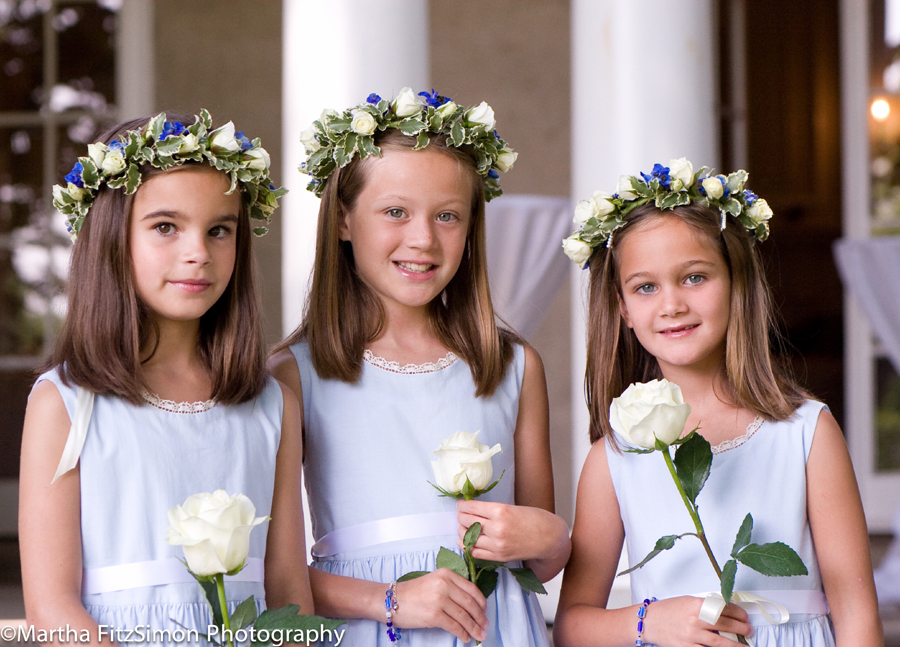 3 lil girls withflowers